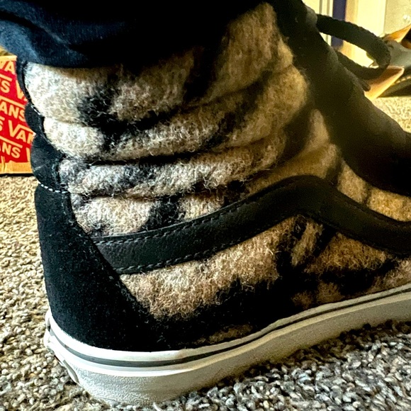 Vans Sk8-Hi Leopard/Tiger print- Men’s 9 || Woman’s 10.5 || suede tongue|| - Picture 2 of 8